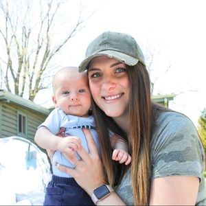 Meet your Posher, Kayla